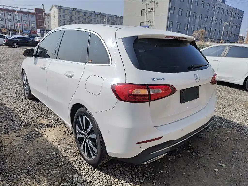 Mercedes-Benz B-Class 2022 — фото 23