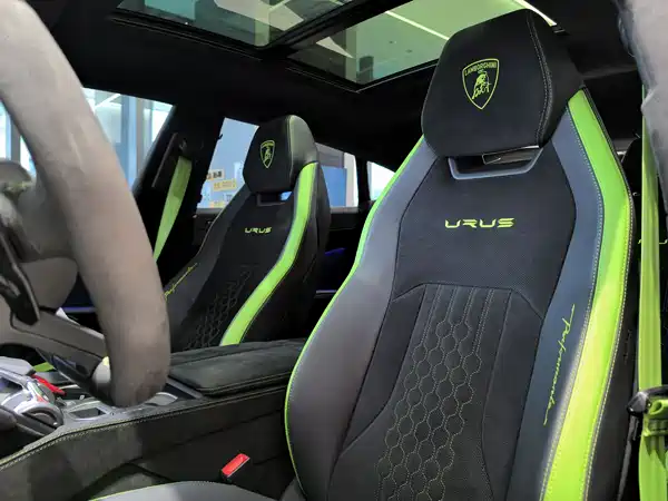 Lamborghini Urus 2024