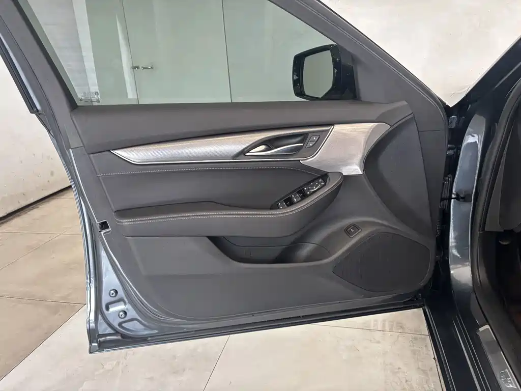 Cadillac CT5 2020 — фото 10