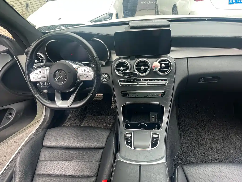 Mercedes-Benz C-Class 2019 — фото 6