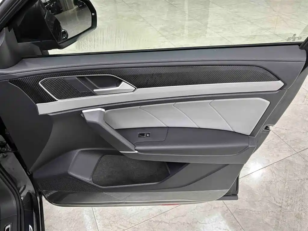 Volkswagen Tayron 2023 — фото 12