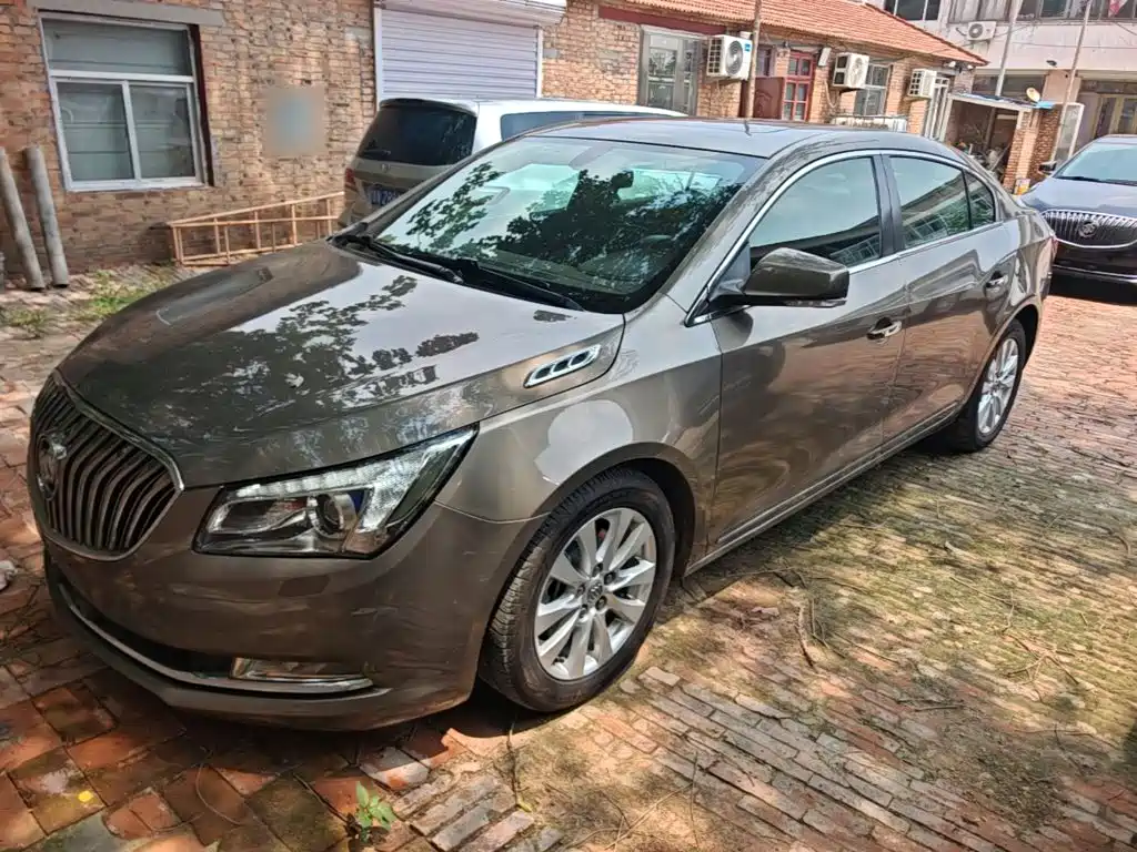 Buick LaCrosse 2014 — фото 1