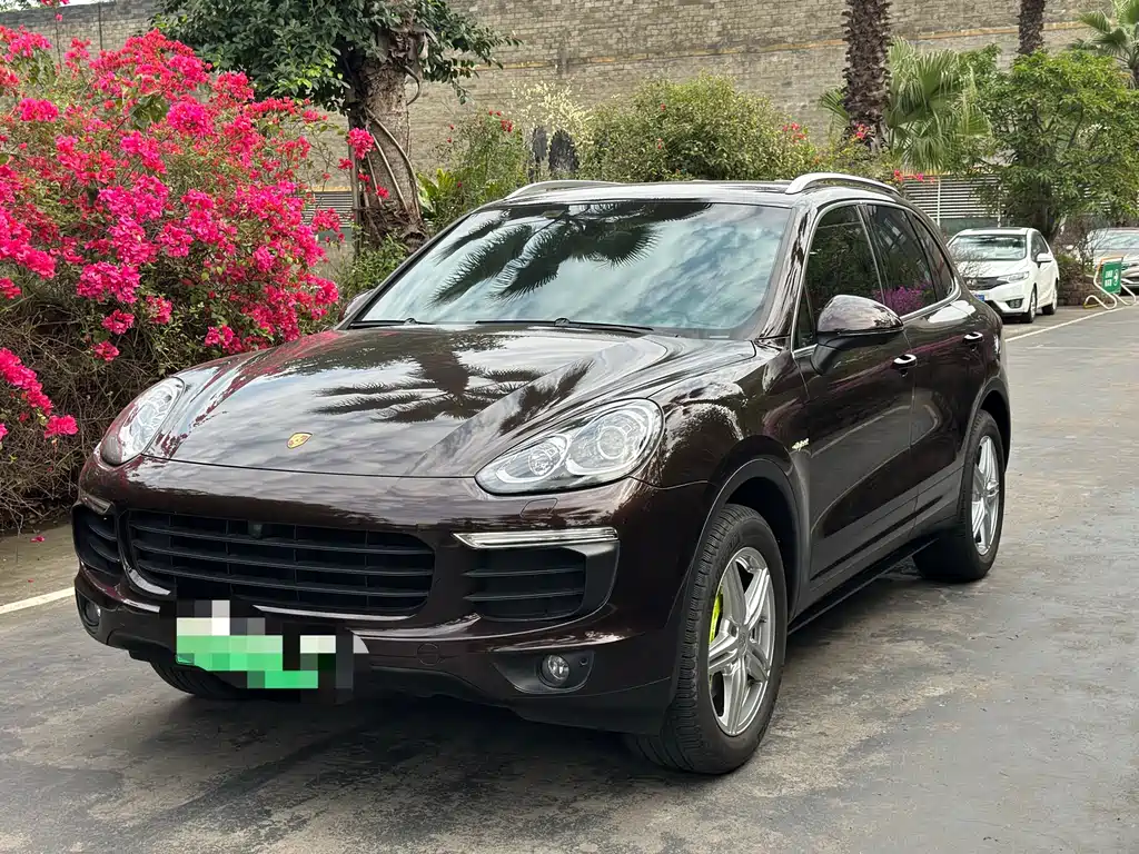 Porsche Cayenne Hybrid 2018