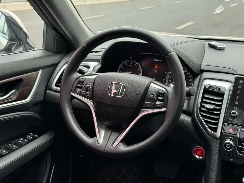 Honda UR-V 2017 — фото 5