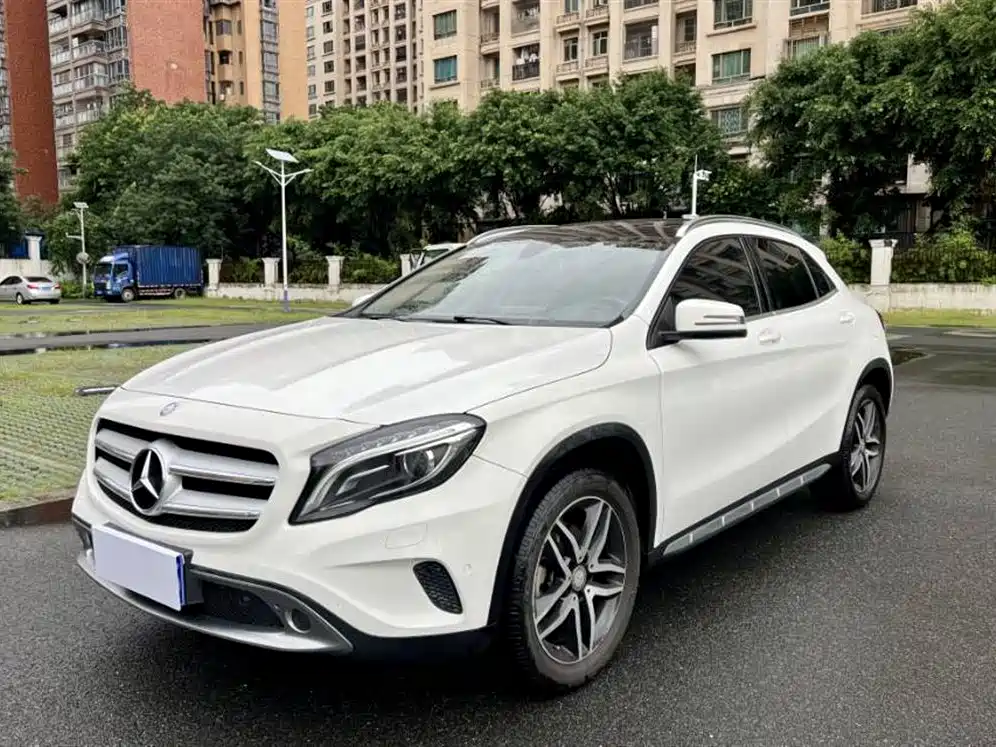 Mercedes-Benz GLA 2016 — фото 1