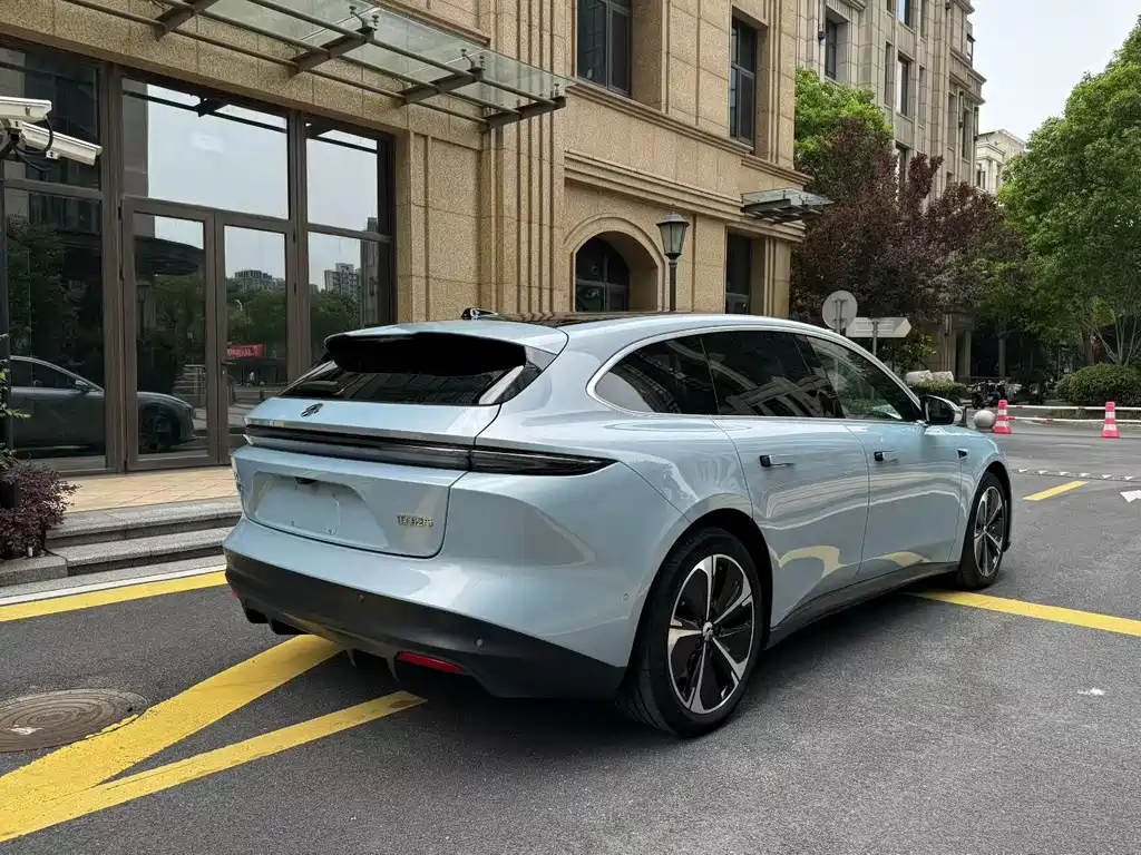 NIO ET5T 2023 — фото 12