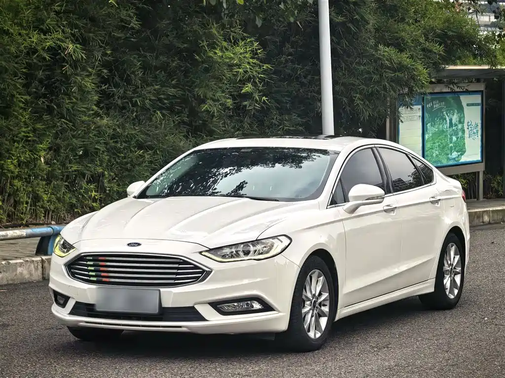 Ford Mondeo 2017 — фото 1