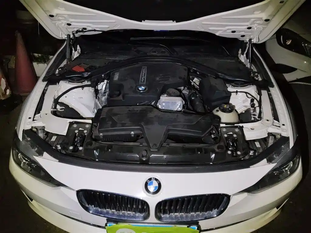 BMW 3 Series 2015 — фото 11