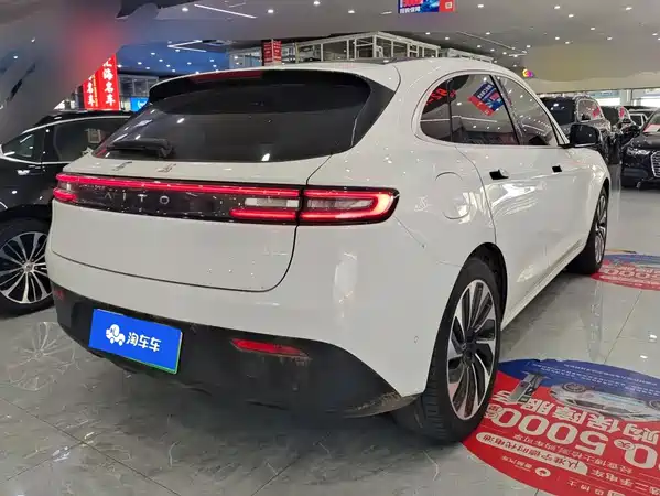 AITO M5 2023
