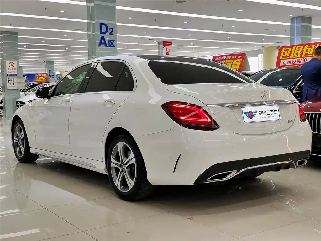 Mercedes-Benz C-Class 2019 — фото 4