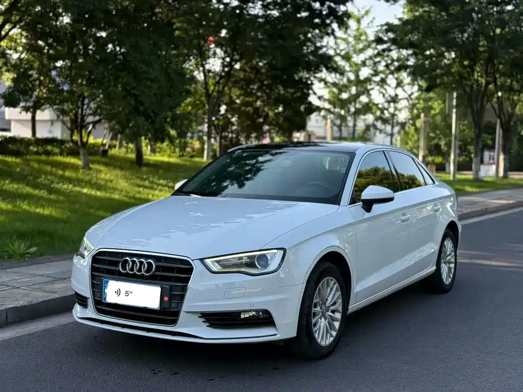 Audi A3 2016 — фото 1