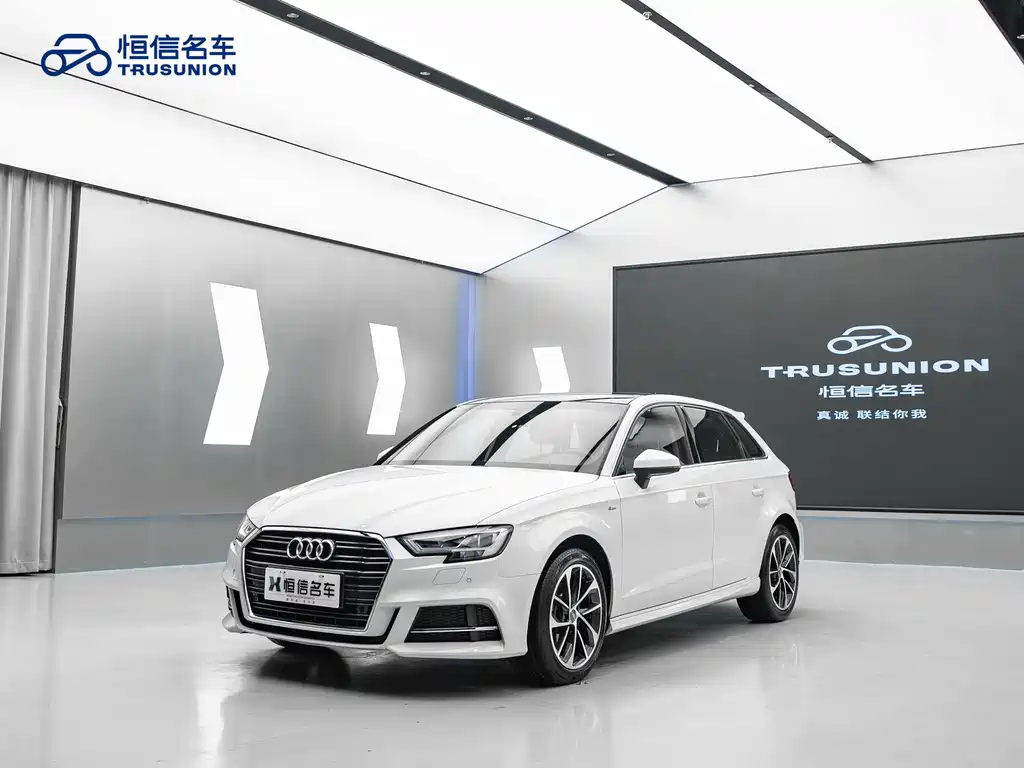 Audi A3 2019 — фото 3