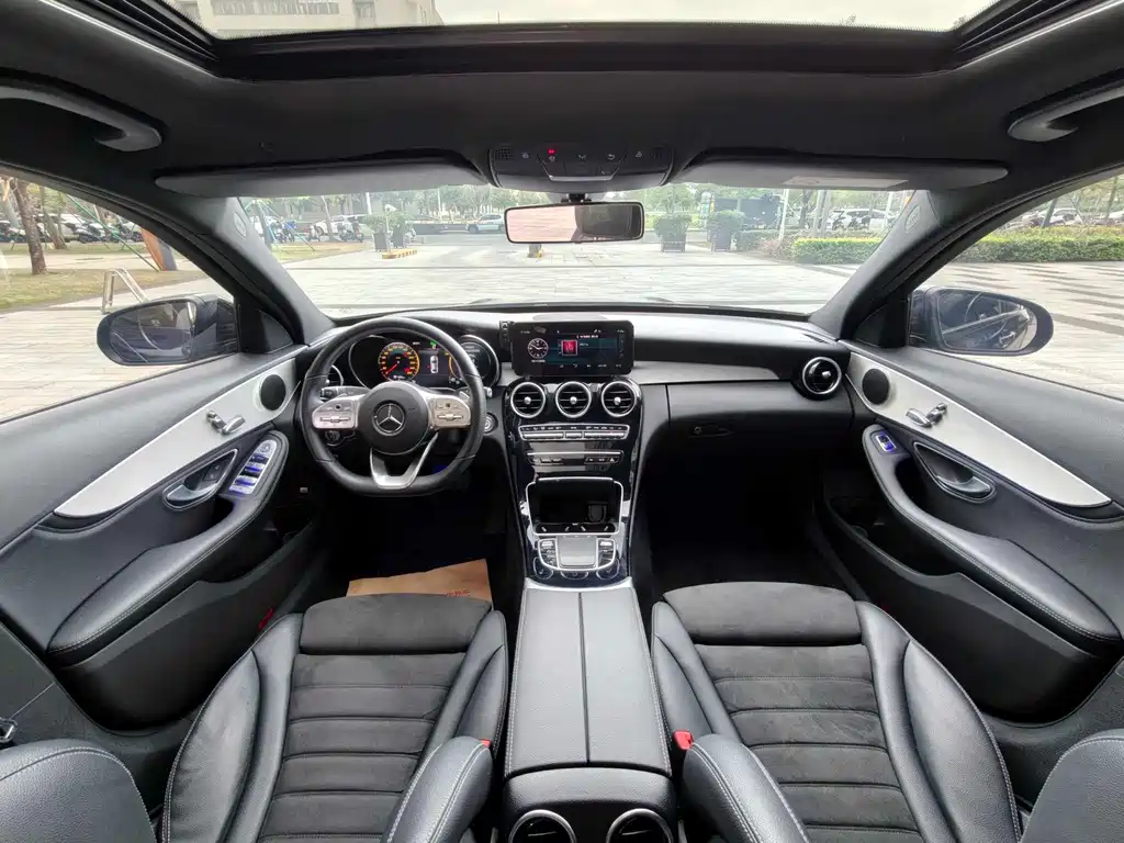 Mercedes-Benz C-Class 2020 — фото 11