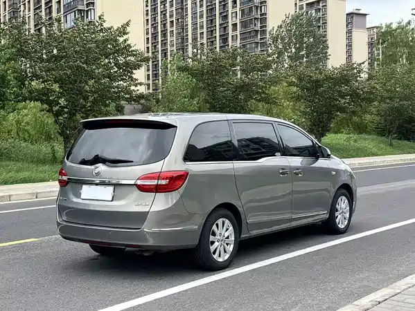Buick GL8 2020