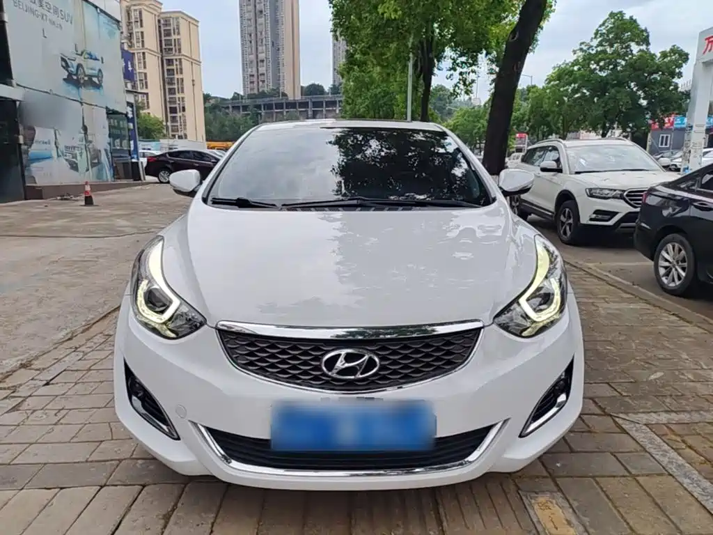 Hyundai Elantra Langdong 2016 — фото 3
