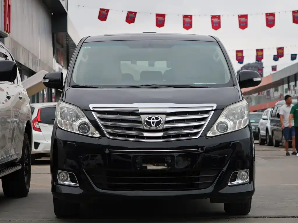 Toyota Alphard 2013 — фото 2