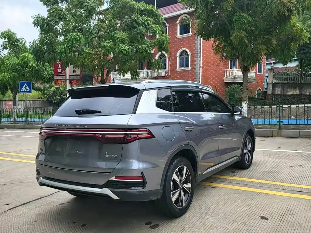 BYD Song Pro New Energy 2023 — фото 11