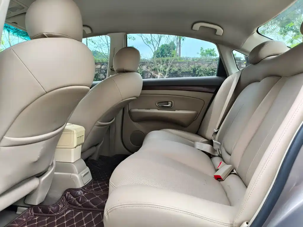 Nissan Sylphy 2010