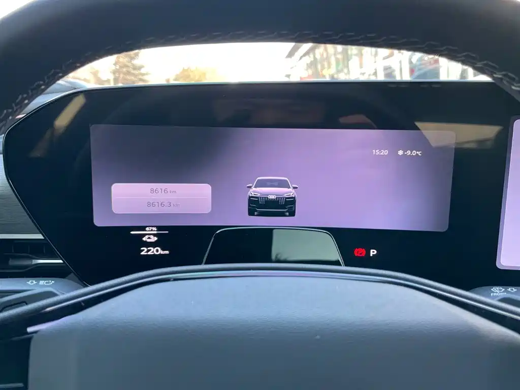 Audi Q6L Sportback e-tron 2025 — фото 8
