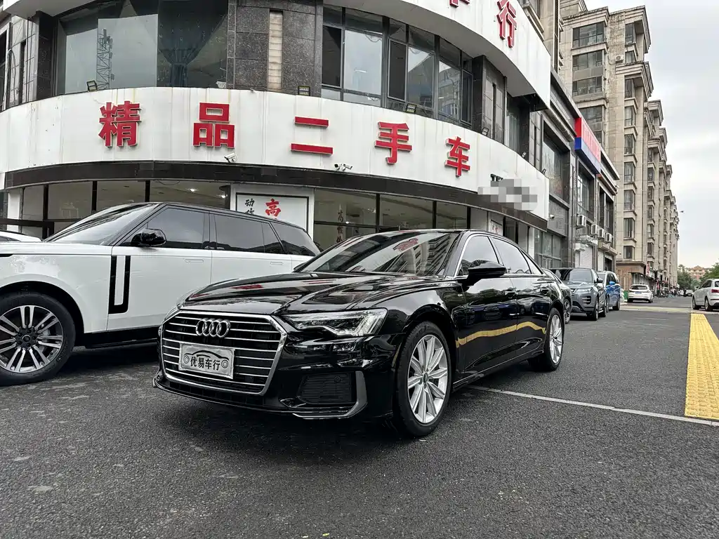 Audi A6L 2022