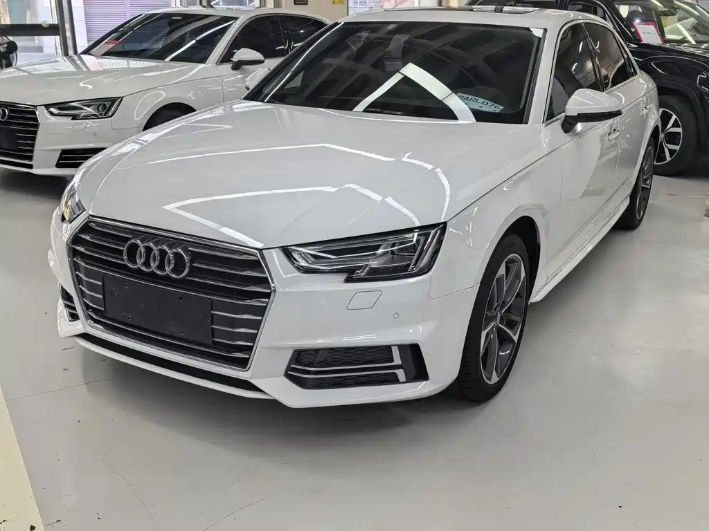 Audi A4L 2019