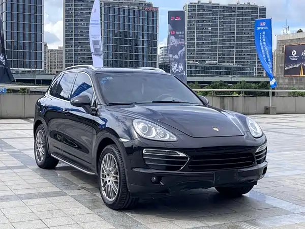 Porsche Cayenne 2011