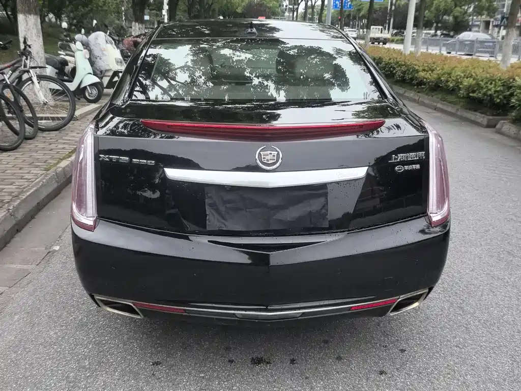 Cadillac XTS 2014 — фото 11
