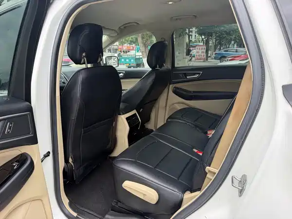 Ford Edge 2017