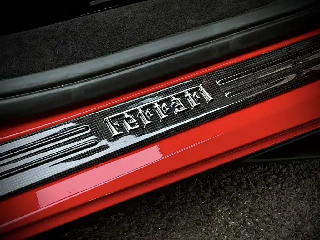 Ferrari F8 2022 — фото 7