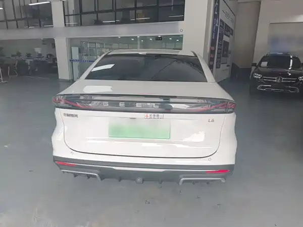 Geely Galaxy L6 2024