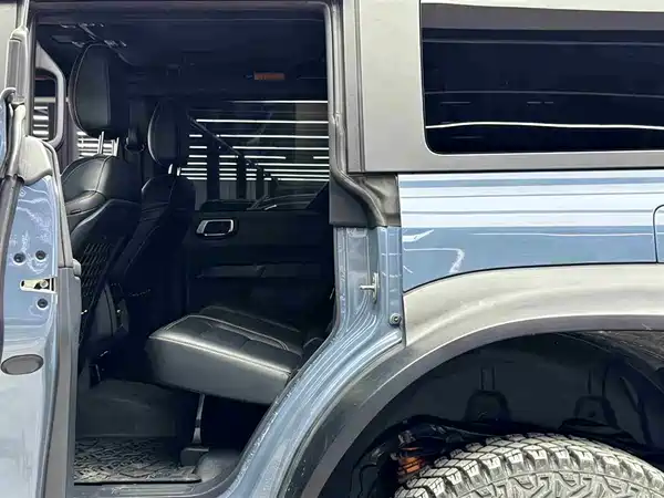 Ford Bronco 2024