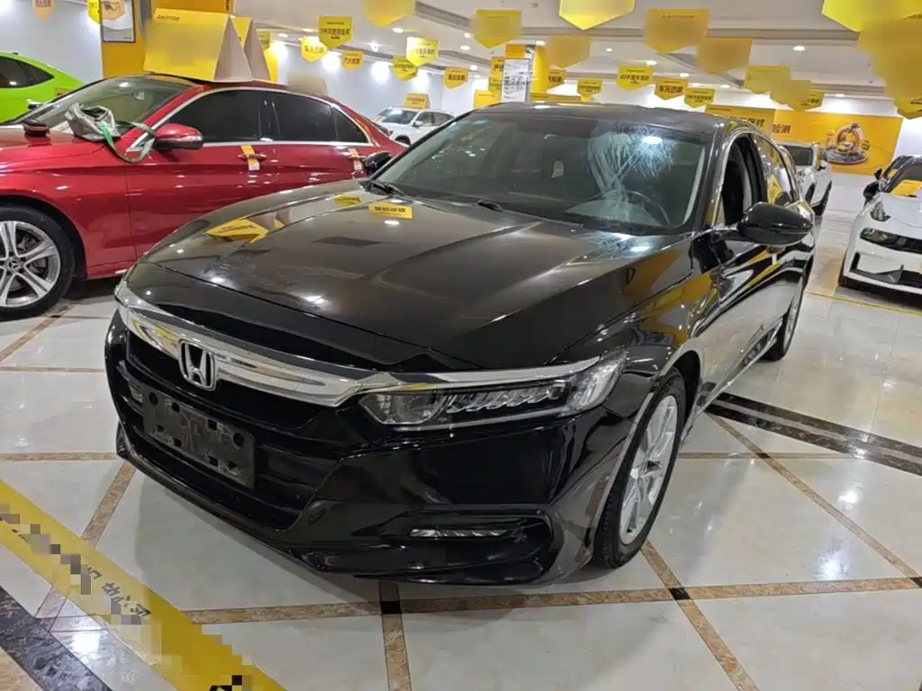Honda Accord 2019 — фото 1