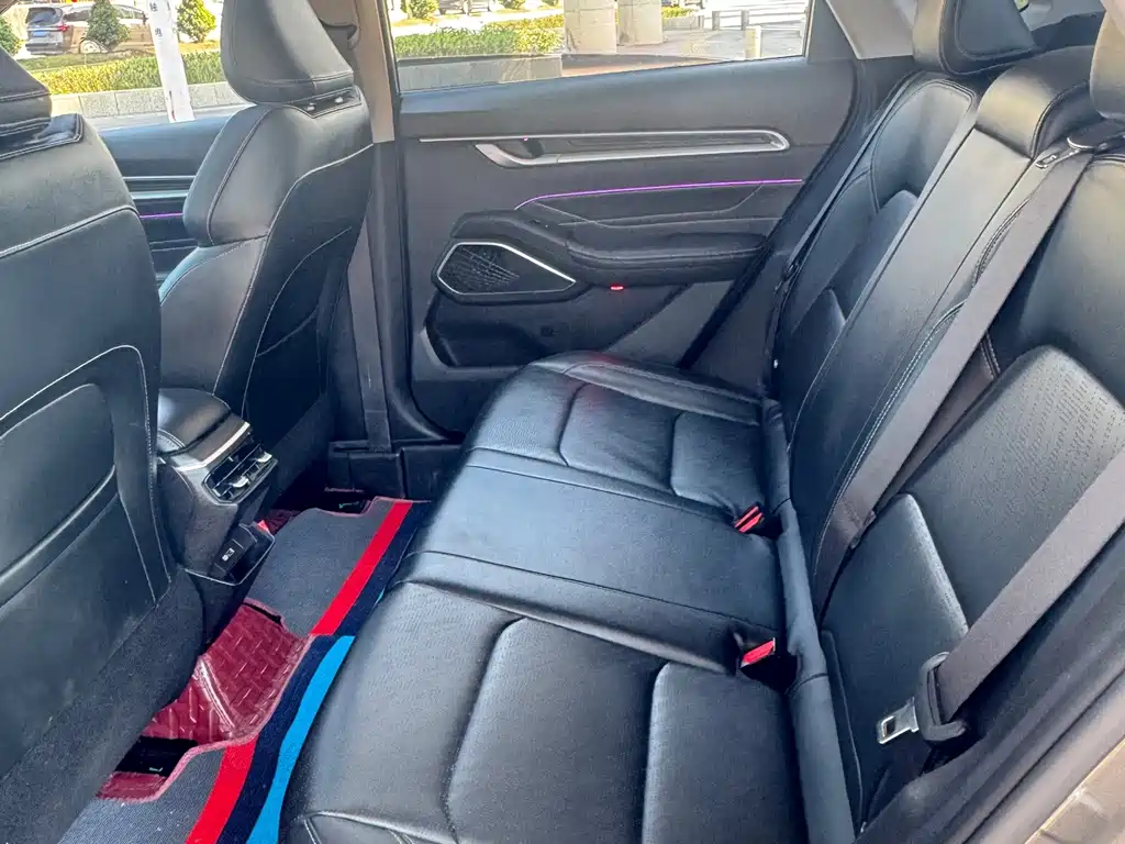 Geely Emgrand 2023 — фото 10