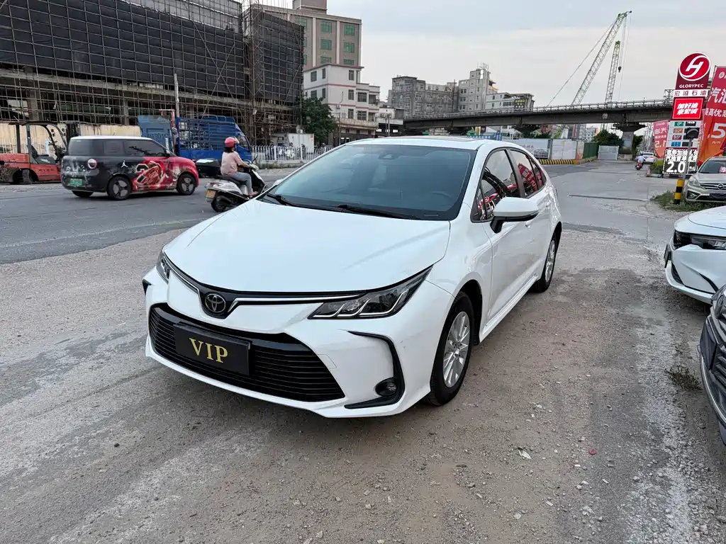 Toyota Corolla 2020 — фото 1
