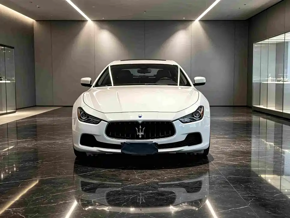 Maserati Ghibli 2015 — фото 2