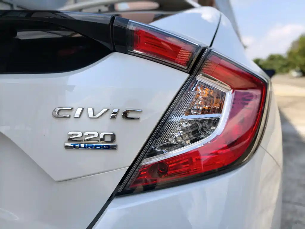 Honda Civic 2020 — фото 17