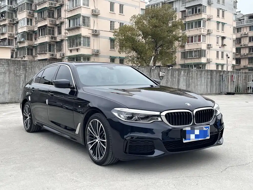 BMW 5 Series 2020 — фото 3
