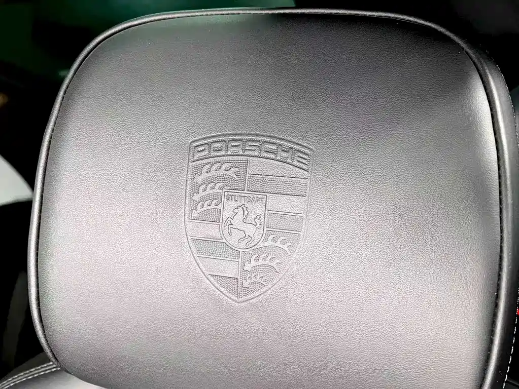 Porsche Macan 2022 — фото 16
