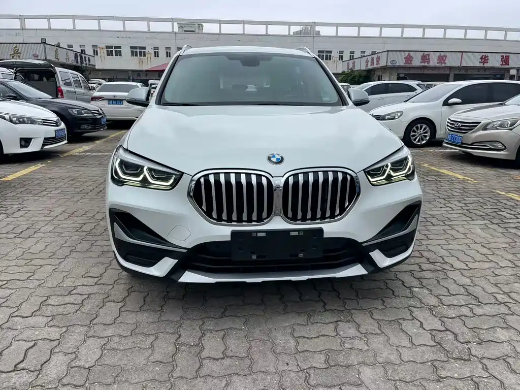 BMW X1 2020 — фото 2