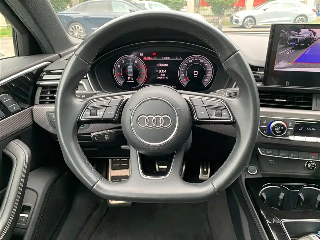 Audi A4L 2023 — фото 15