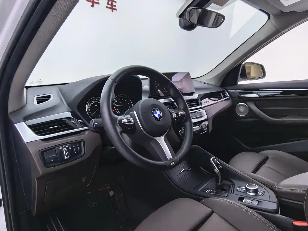 BMW X1 2022 — фото 13