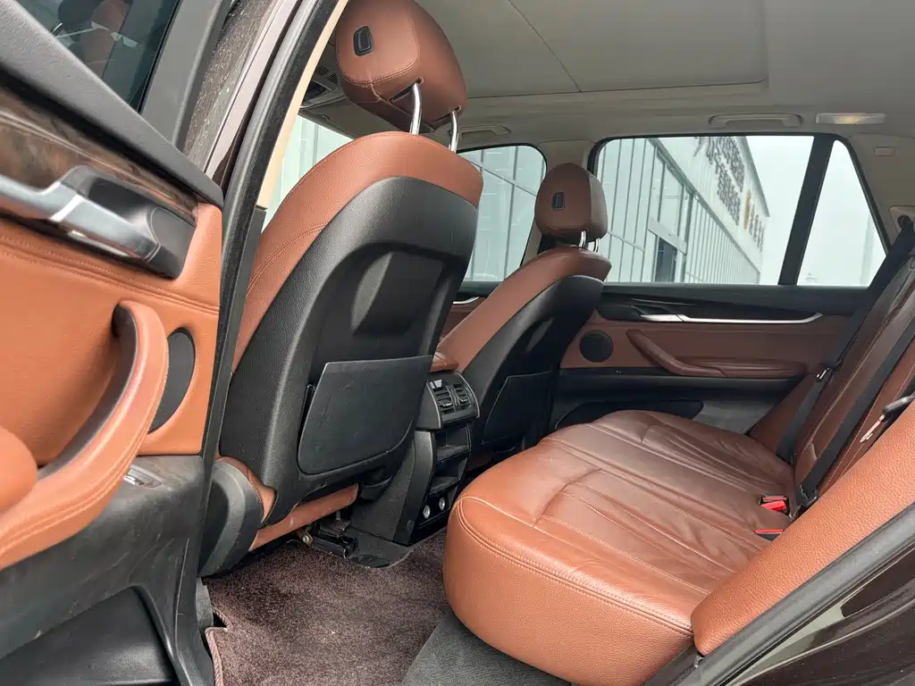 BMW X5 2015 — фото 13