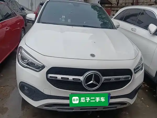 Mercedes-Benz GLA 2021