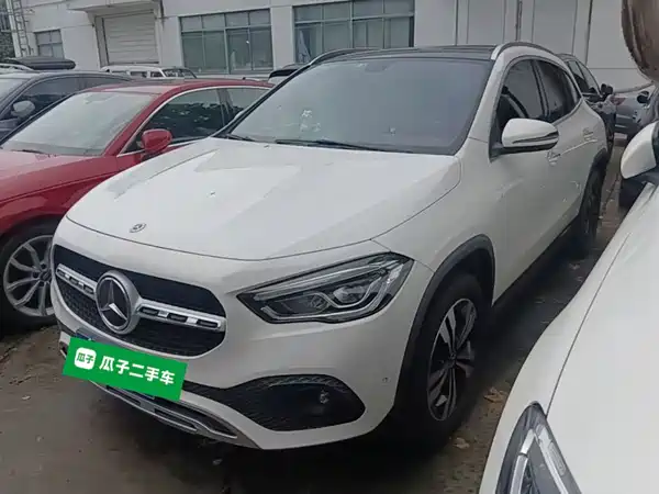Mercedes-Benz GLA 2021
