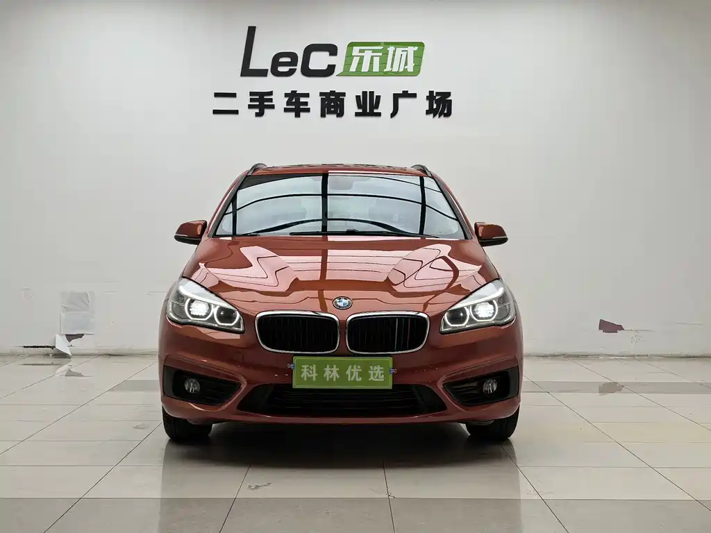 BMW 2 Series Active Tourer 2016 — фото 6