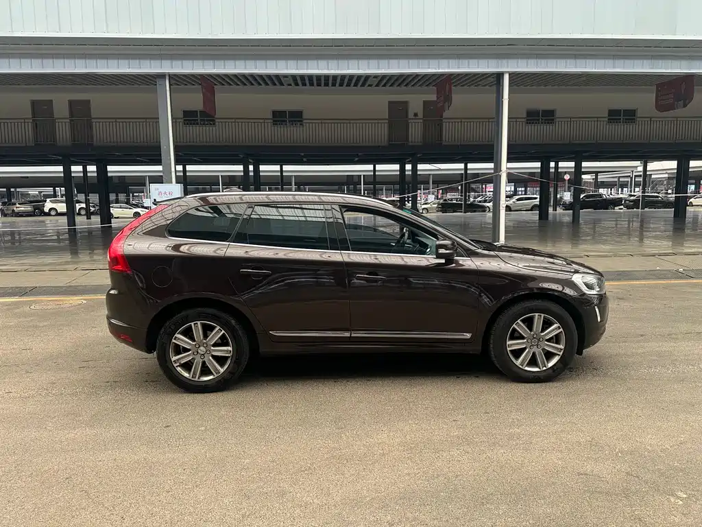 Volvo XC60 2016 — фото 4
