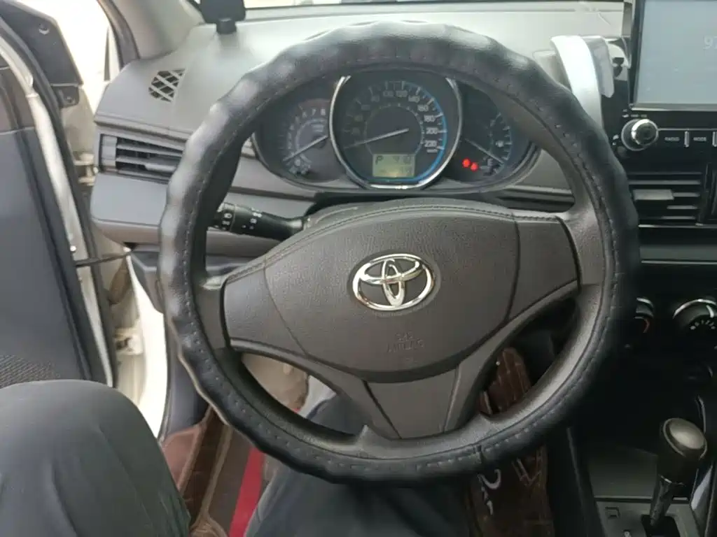 Toyota Vios 2016 — фото 11