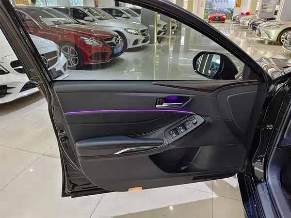 Toyota Avalon 2021