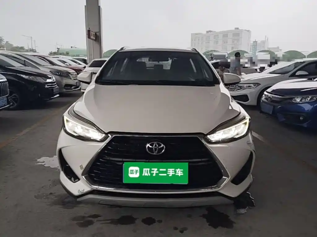 Toyota Yaris L 2021 — фото 3
