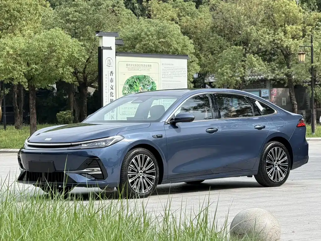 Geely Galaxy A7 EM 2025 — фото 1